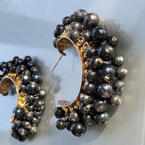 Vintage 80s earrings. Black beaded earrings. Fun earrings. Party jewelry.